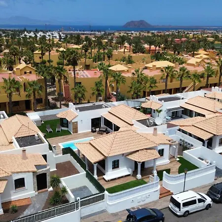 Willa Relax Deluxe Private Pool By Holidays