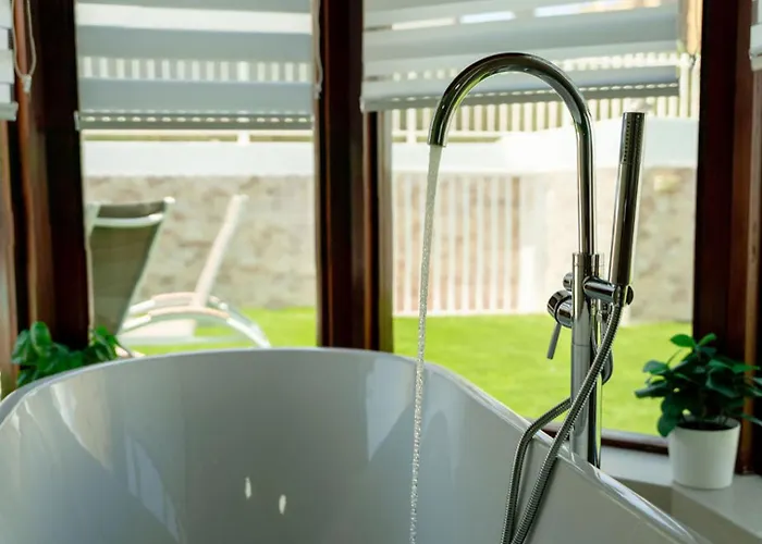 Relax Deluxe Private Pool By Holidays ヴィラ